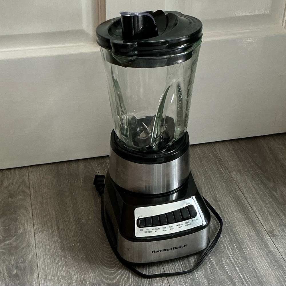 Hamilton Beach Stainless Steel and Black Blender